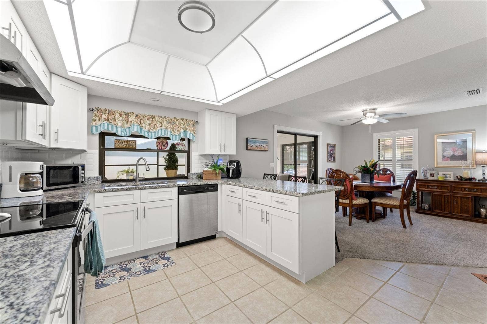 3004 VIVIENDA DRIVE, Bradenton, FL 34207