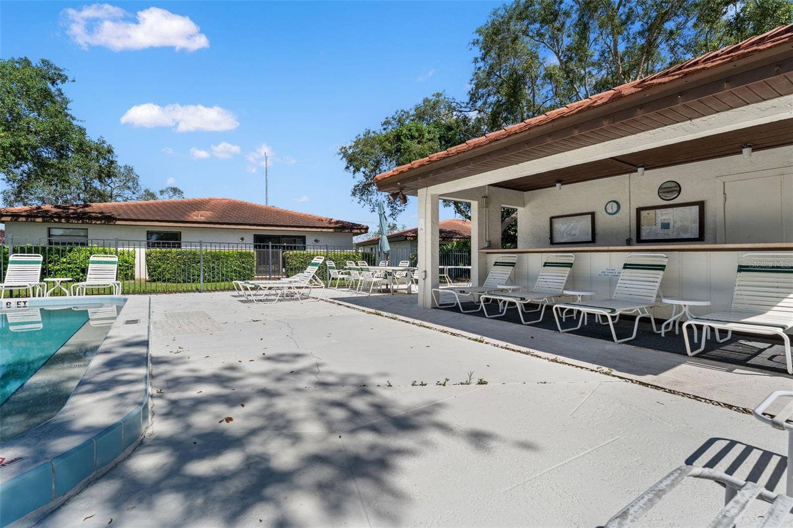 3004 VIVIENDA DRIVE, Bradenton, FL 34207