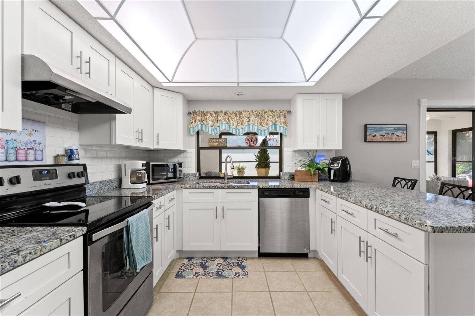3004 VIVIENDA DRIVE, Bradenton, FL 34207