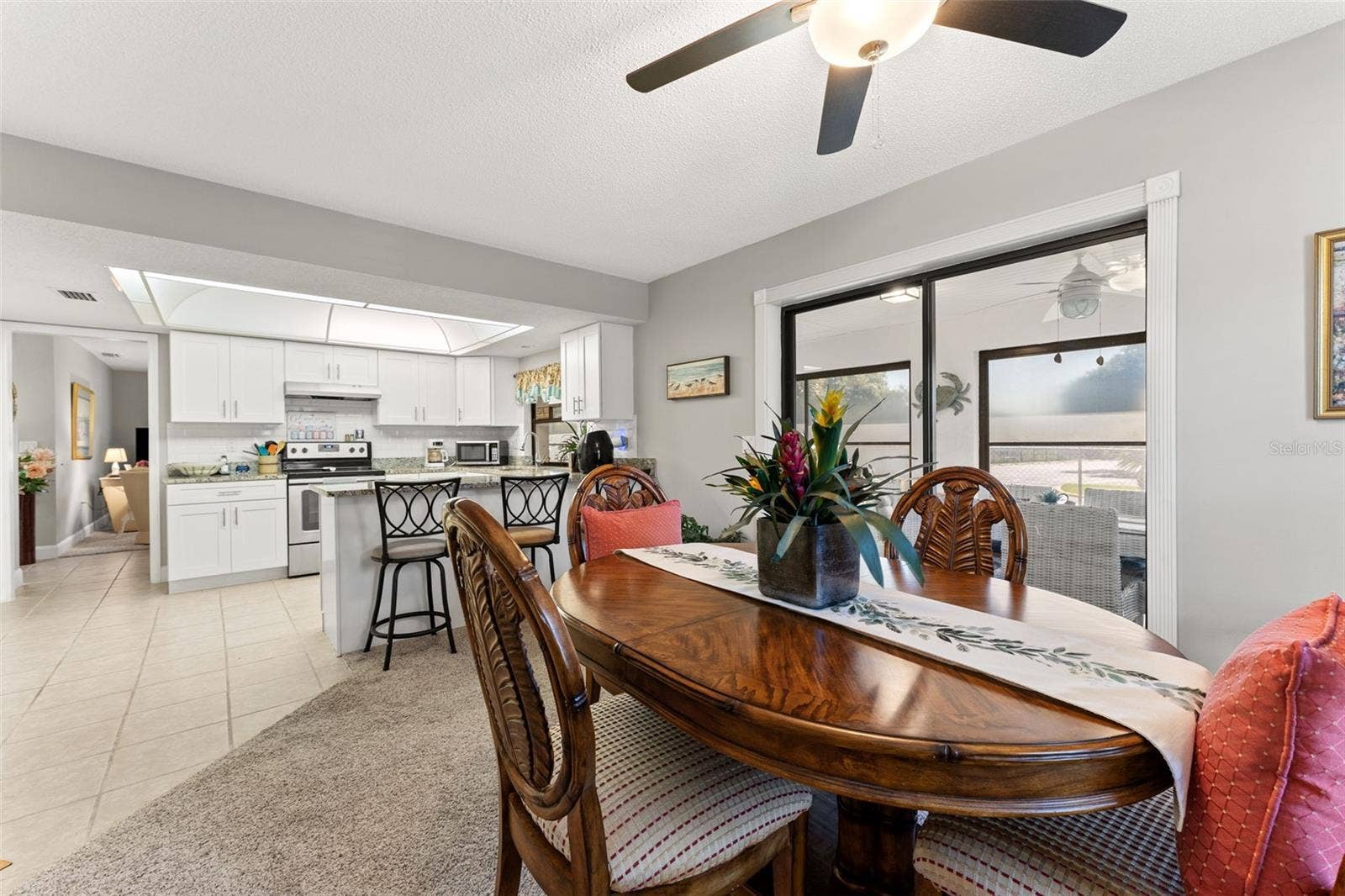 3004 VIVIENDA DRIVE, Bradenton, FL 34207