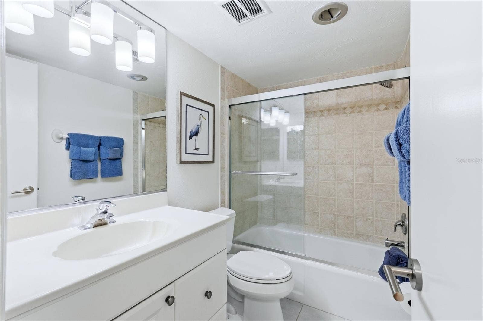 5655 GULF OF MEXICO DRIVE, #A107, Longboat Key, FL 34228 Ensuite Primary Bathroom