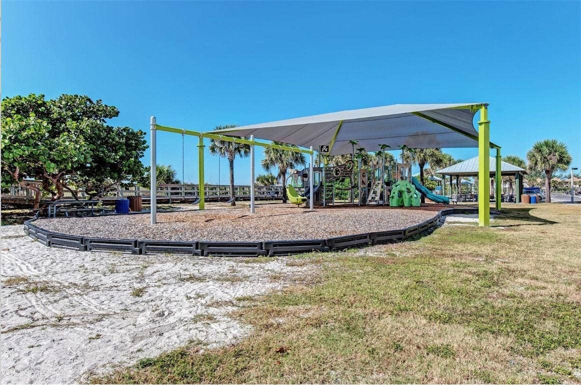 18093 SPARTONVAIL AVENUE, Port Charlotte, FL 33954 18093 SPARTONVAIL AVENUE, Port Charlotte, FL 33954