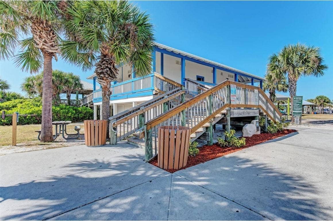 18093 SPARTONVAIL AVENUE, Port Charlotte, FL 33954 18093 SPARTONVAIL AVENUE, Port Charlotte, FL 33954