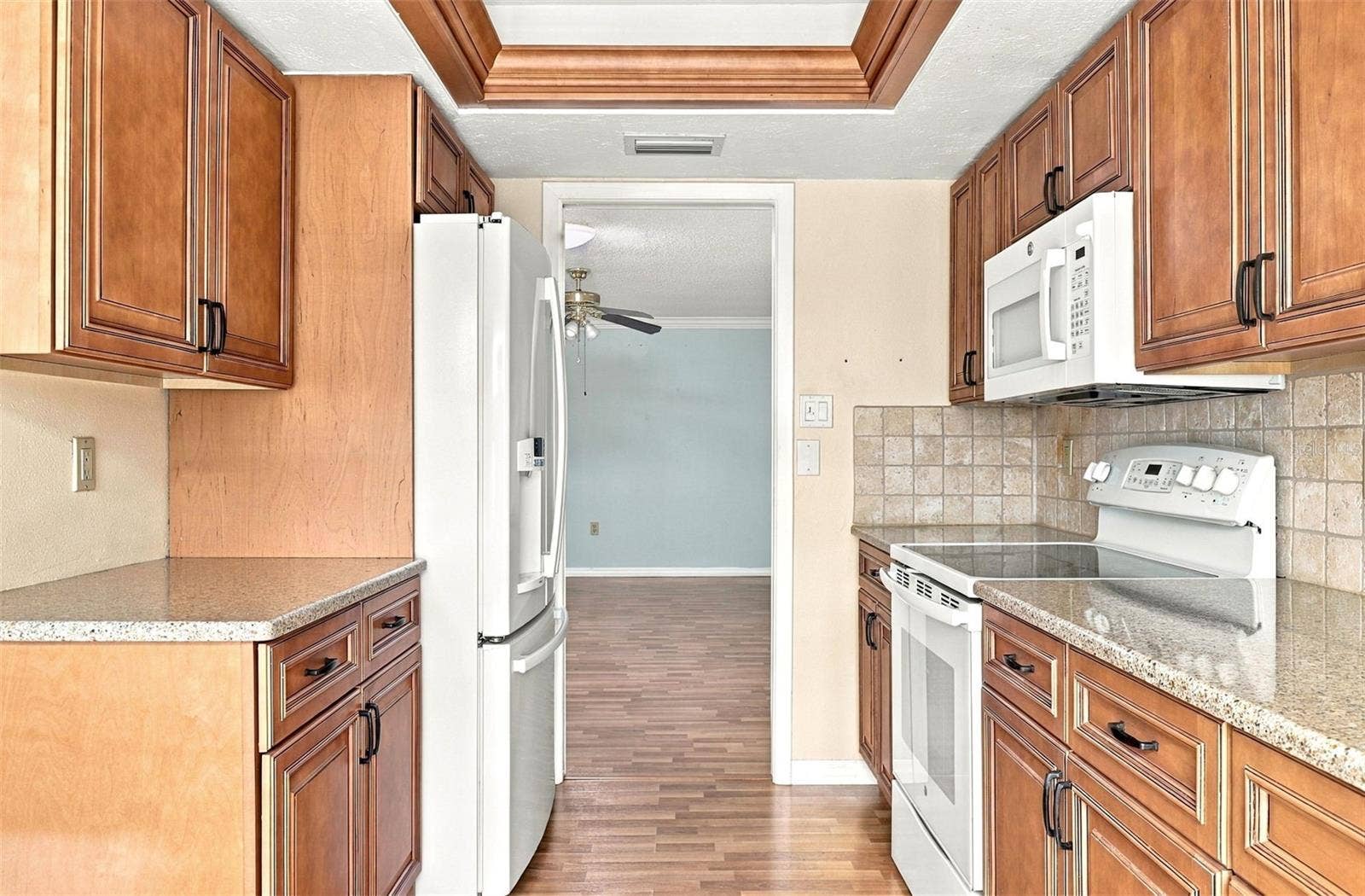 6272 GREEN VIEW CIR, #114, Sarasota, FL 34231 6272 GREEN VIEW CIR, #114, Sarasota, FL 34231