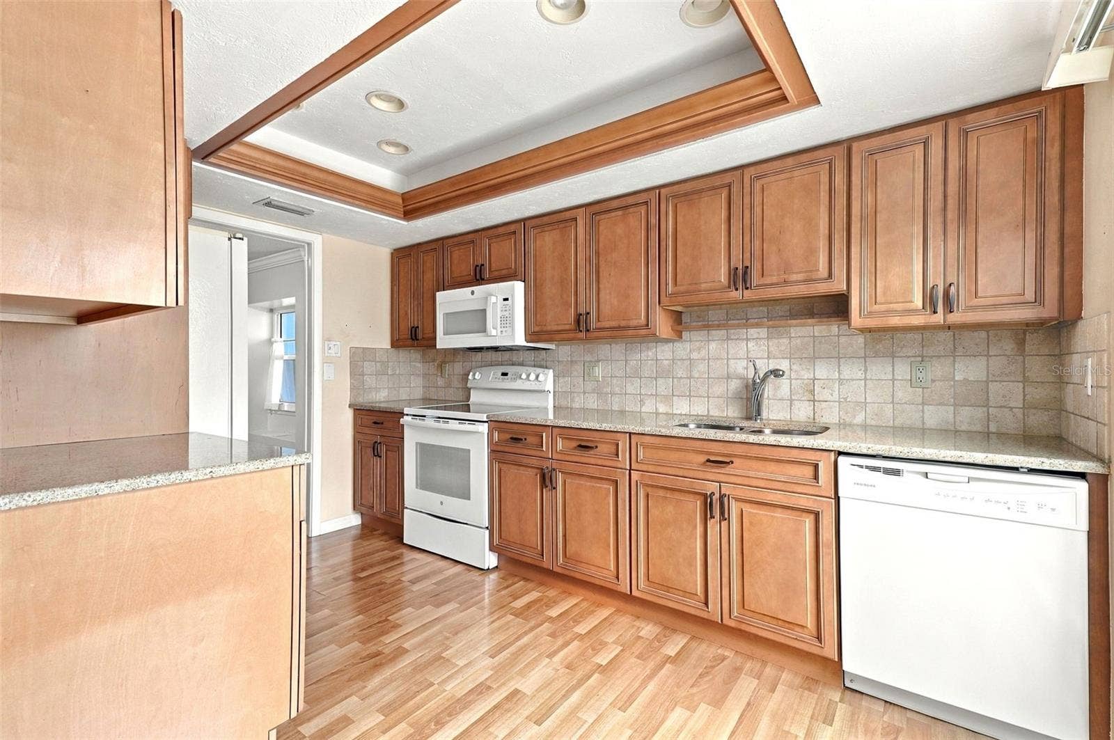 6272 GREEN VIEW CIR, #114, Sarasota, FL 34231 6272 GREEN VIEW CIR, #114, Sarasota, FL 34231