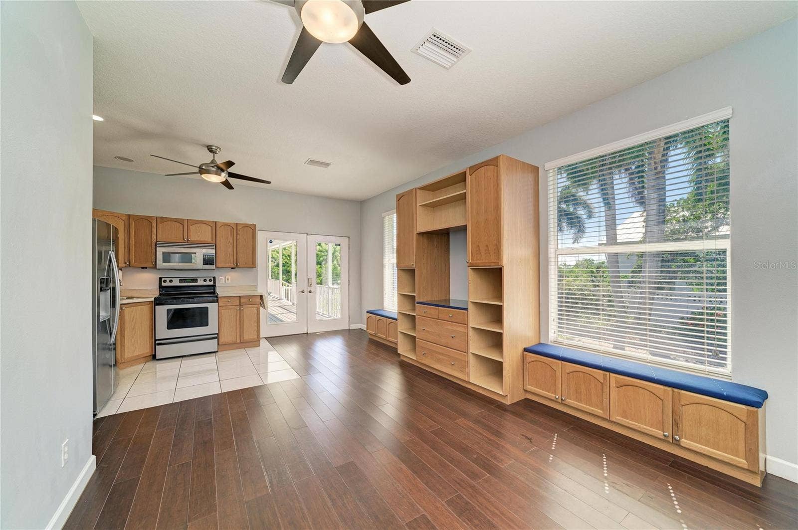 310 13TH AVENUE W, Palmetto, FL 34221 In Law Suite/ Apartment 2