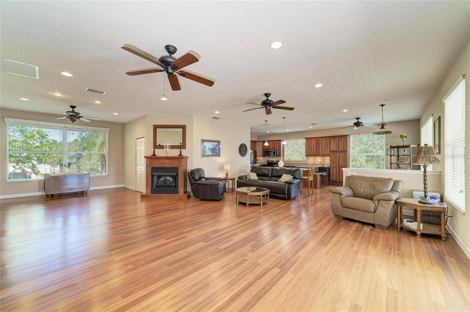 310 13TH AVENUE W, Palmetto, FL 34221 310 13TH AVENUE W, Palmetto, FL 34221