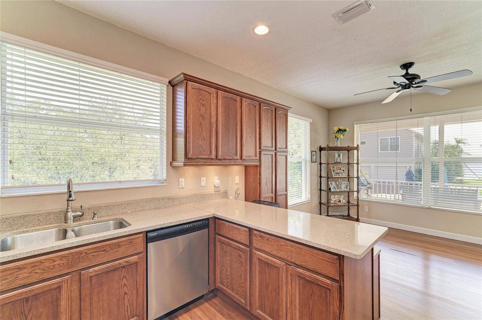 310 13TH AVENUE W, Palmetto, FL 34221 310 13TH AVENUE W, Palmetto, FL 34221