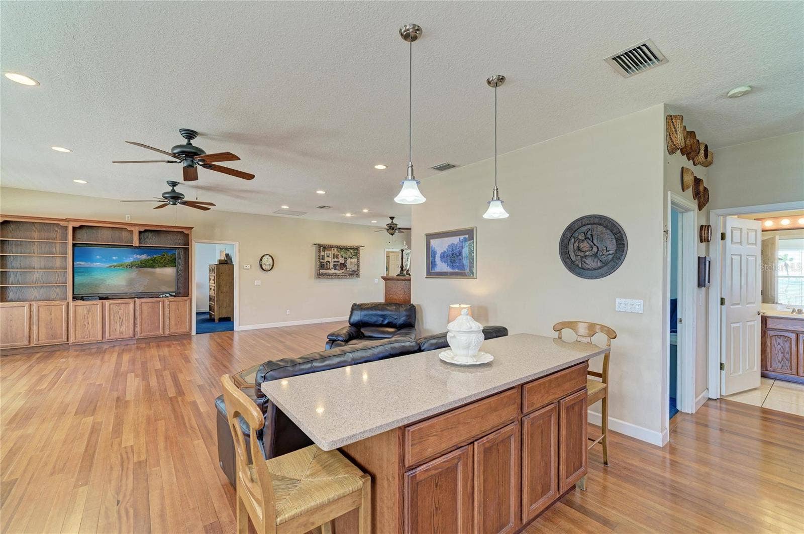 310 13TH AVENUE W, Palmetto, FL 34221 310 13TH AVENUE W, Palmetto, FL 34221