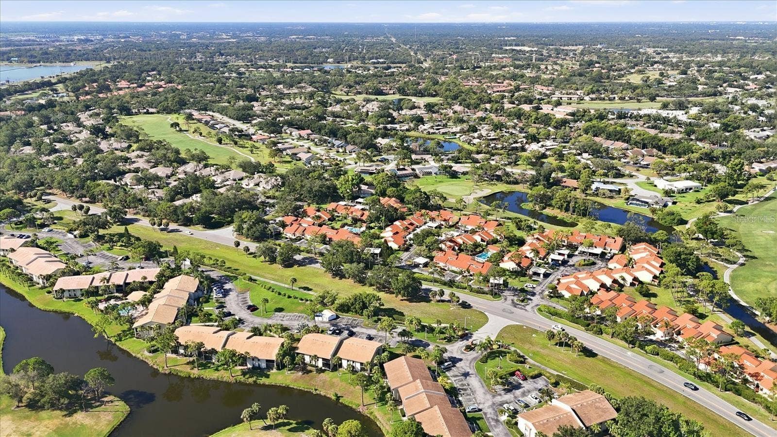 5387 HUNTINGWOOD COURT, #4, Sarasota, FL 34235 5387 HUNTINGWOOD COURT, #4, Sarasota, FL 34235