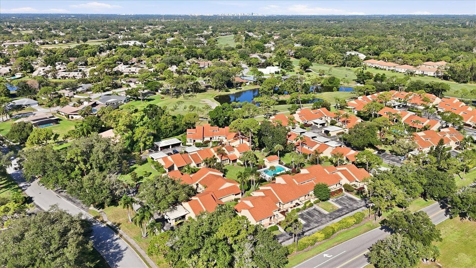 5387 HUNTINGWOOD COURT, #4, Sarasota, FL 34235 5387 HUNTINGWOOD COURT, #4, Sarasota, FL 34235