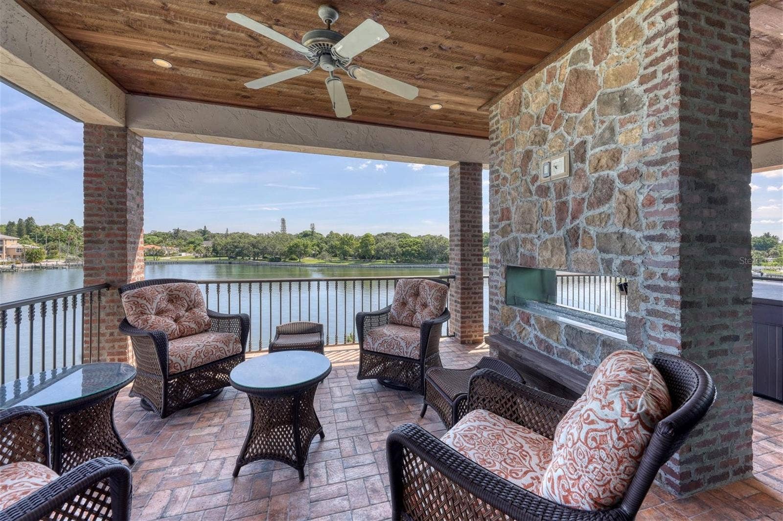 315 S SHORE DRIVE, Sarasota, FL 34234 315 S SHORE DRIVE, Sarasota, FL 34234