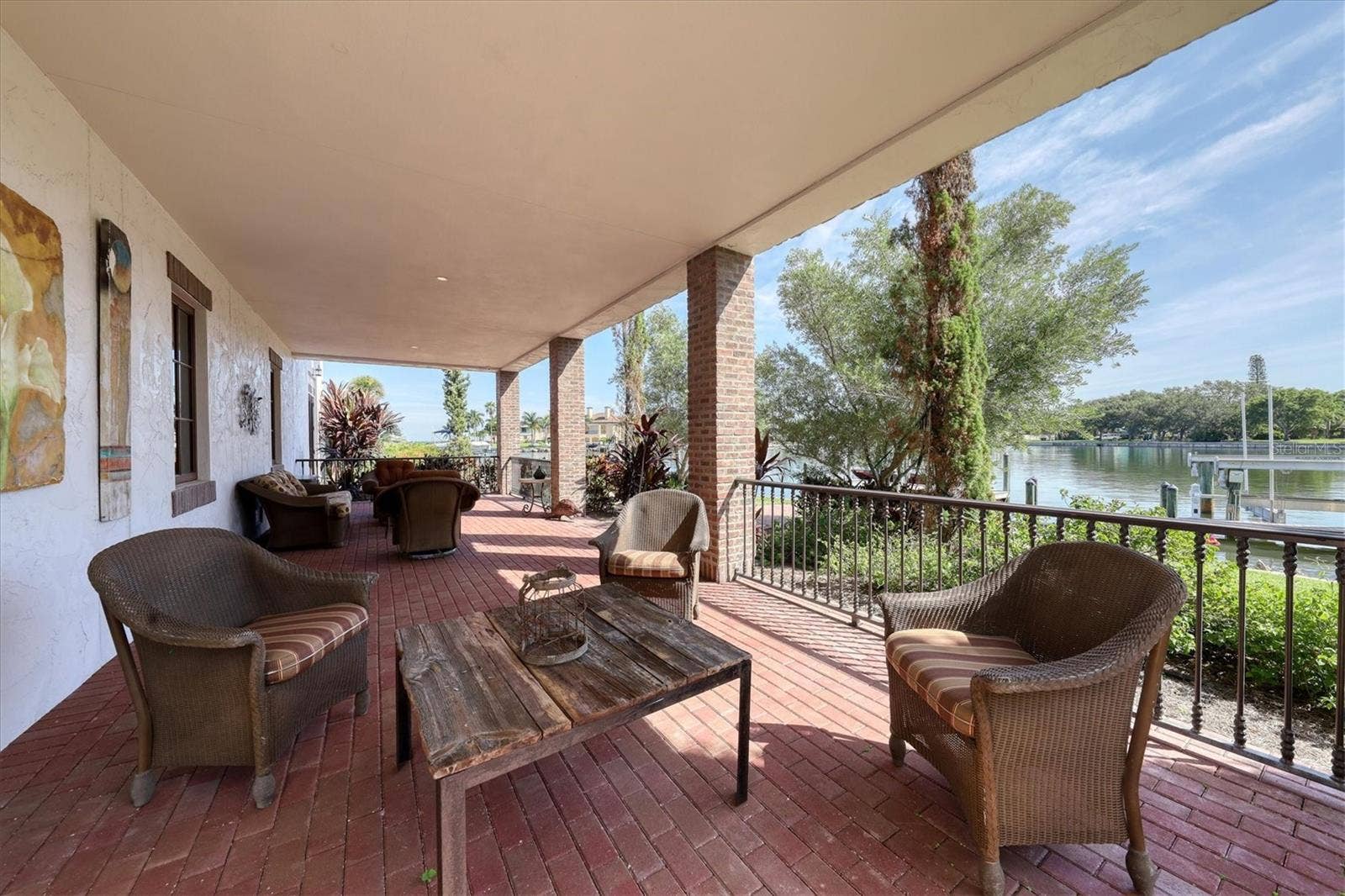 315 S SHORE DRIVE, Sarasota, FL 34234 315 S SHORE DRIVE, Sarasota, FL 34234