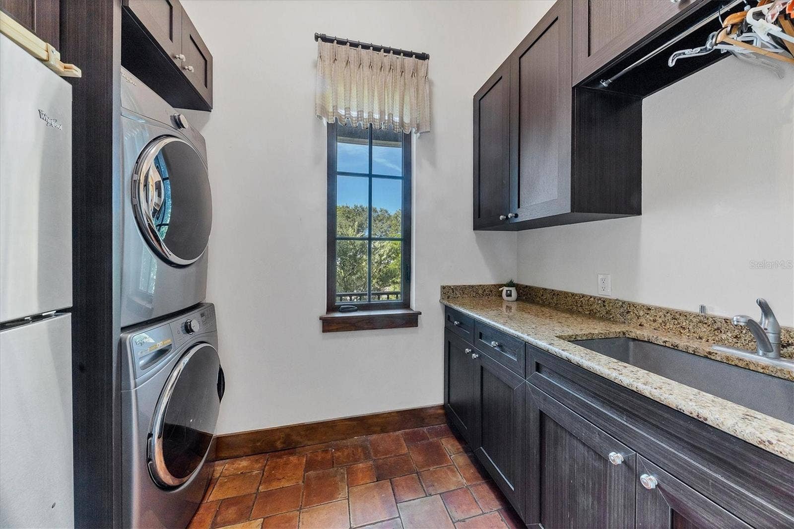 315 S SHORE DRIVE, Sarasota, FL 34234 315 S SHORE DRIVE, Sarasota, FL 34234