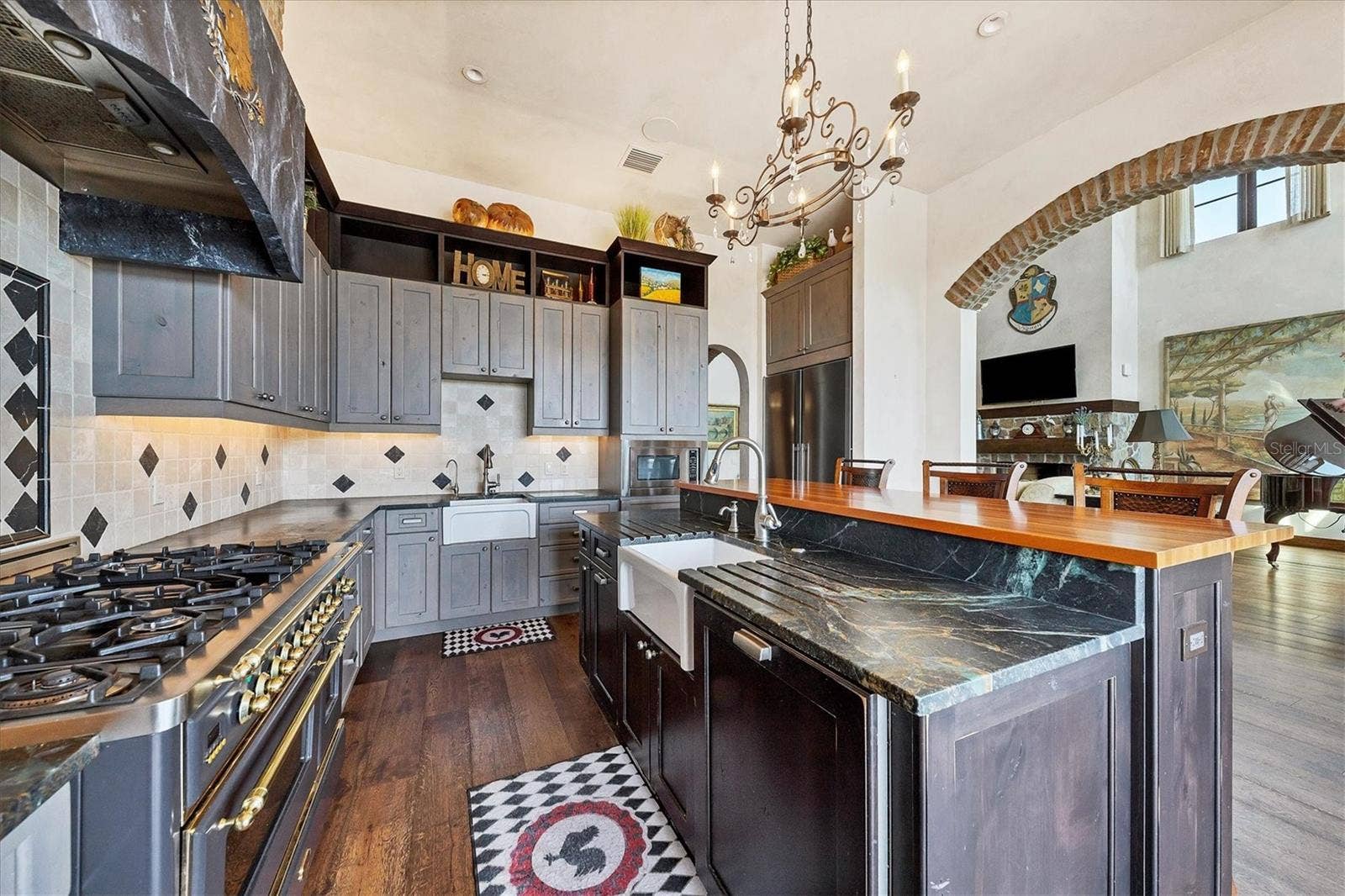 315 S SHORE DRIVE, Sarasota, FL 34234 315 S SHORE DRIVE, Sarasota, FL 34234