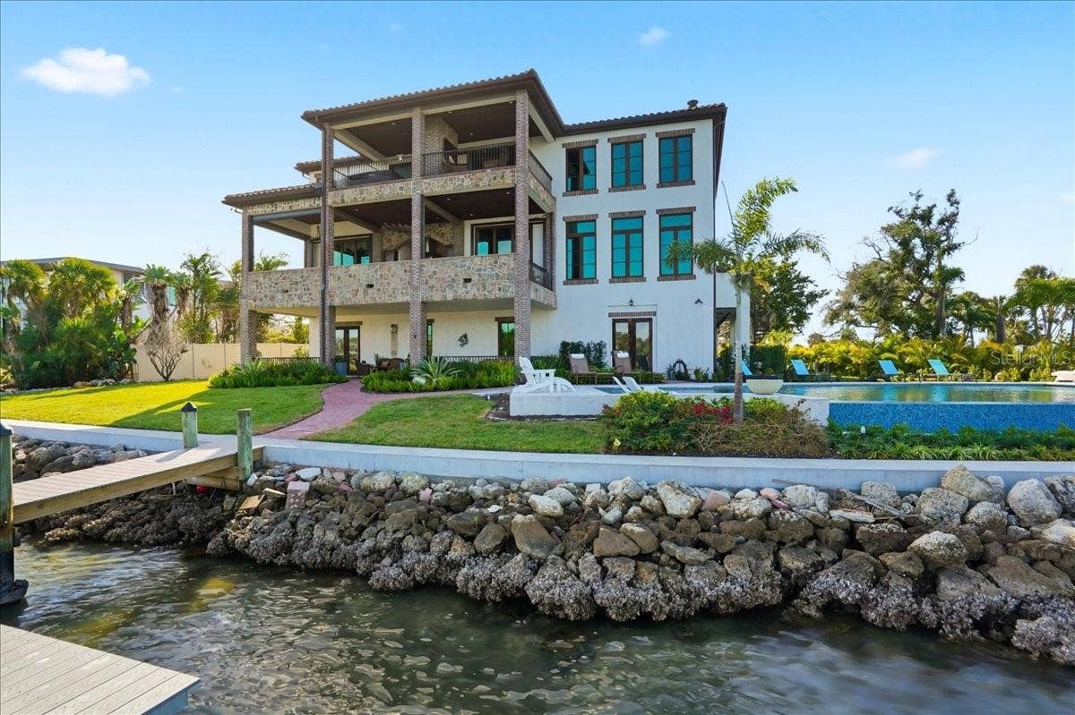 315 S SHORE DRIVE, Sarasota, FL 34234 315 S SHORE DRIVE, Sarasota, FL 34234