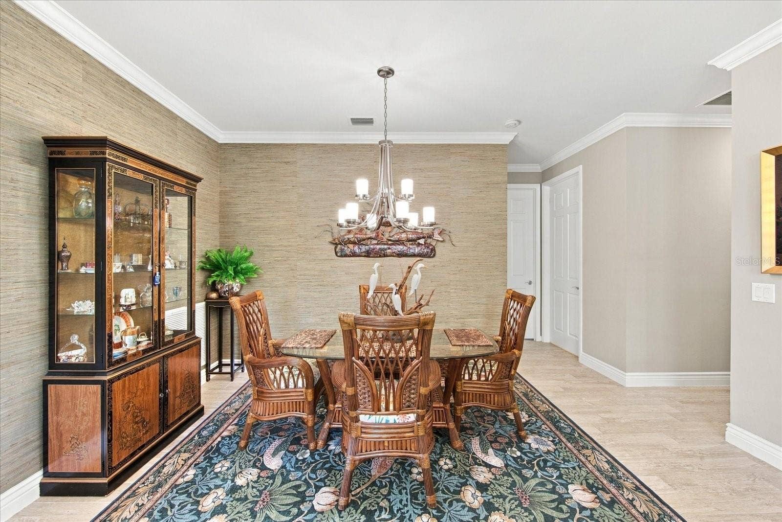 6808 CHESTER TRAIL, Bradenton, FL 34202 6808 CHESTER TRAIL, Bradenton, FL 34202
