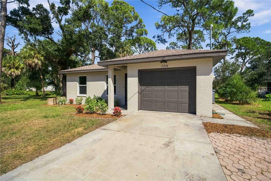 Property photo for 2224 33RD AVENUE DRIVE W, Bradenton, FL