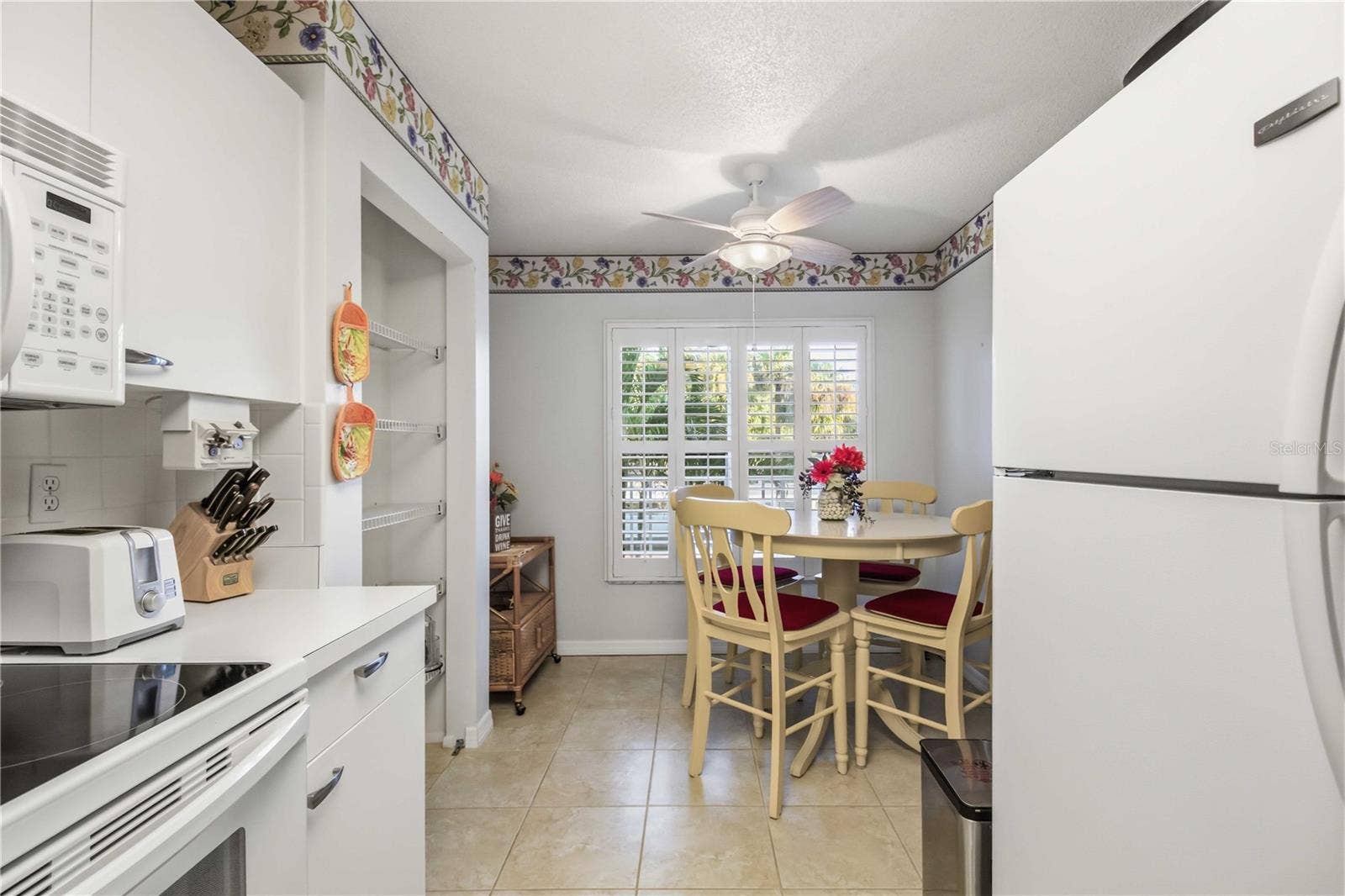 3950 IRONWOOD CIRCLE, #205, Bradenton, FL 34209