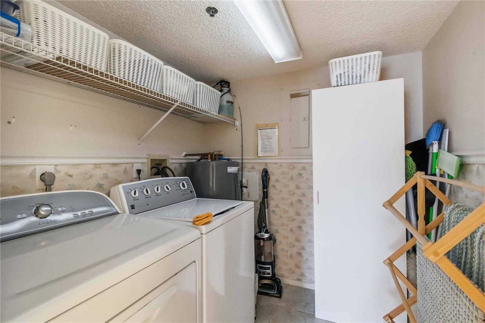 3950 IRONWOOD CIRCLE, #205, Bradenton, FL 34209
