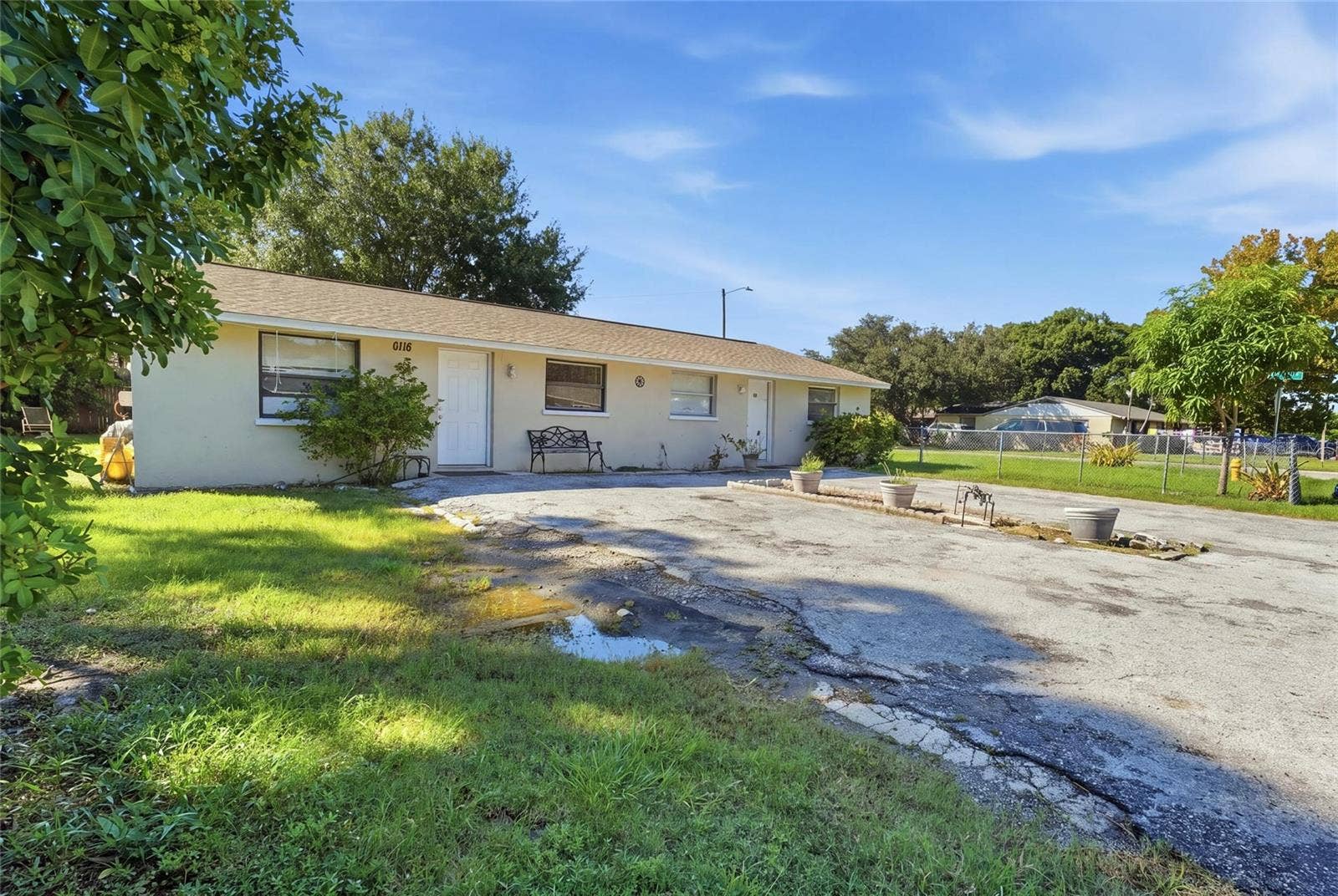6116 10TH STREET E, Bradenton, FL 34203 6116 10TH STREET E, Bradenton, FL 34203