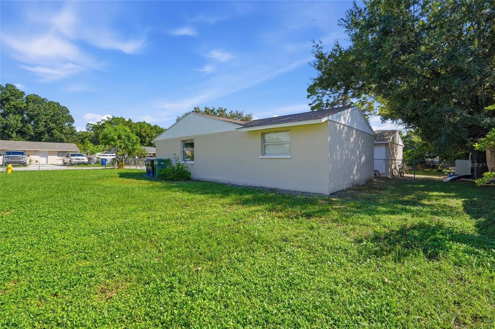6116 10TH STREET E, Bradenton, FL 34203 6116 10TH STREET E, Bradenton, FL 34203