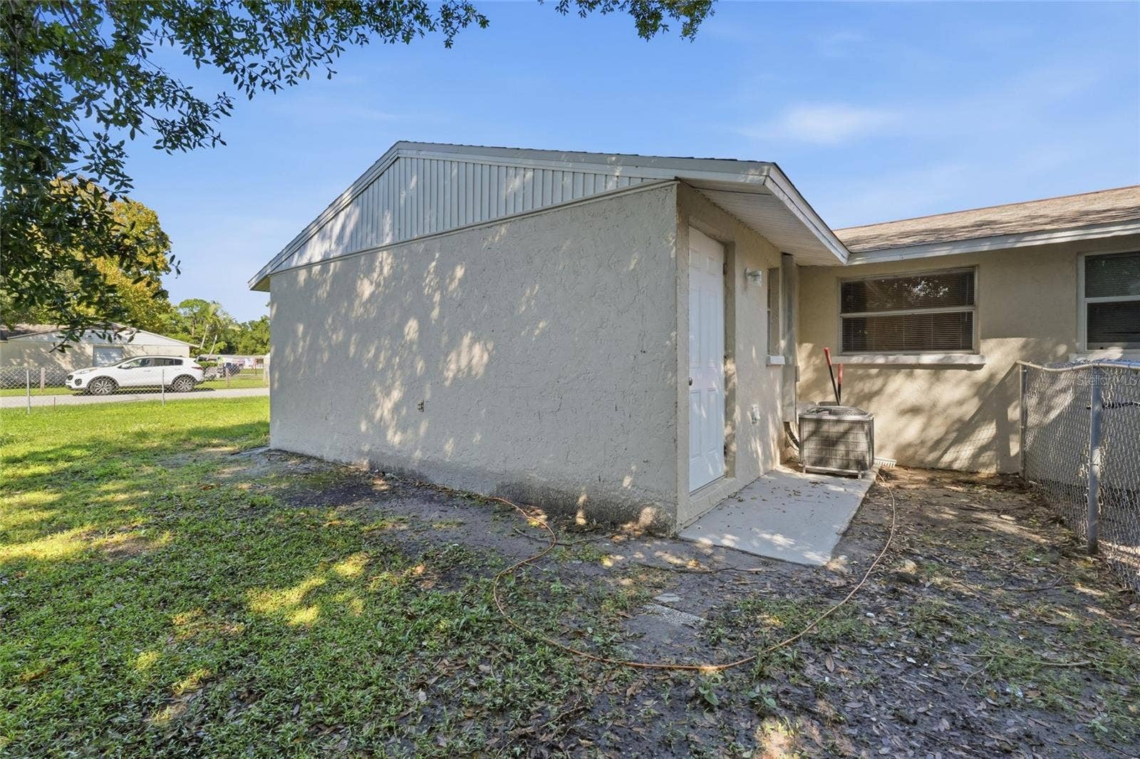 6116 10TH STREET E, Bradenton, FL 34203 6116 10TH STREET E, Bradenton, FL 34203