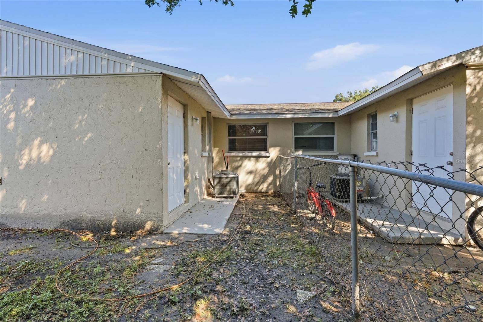6116 10TH STREET E, Bradenton, FL 34203 6116 10TH STREET E, Bradenton, FL 34203