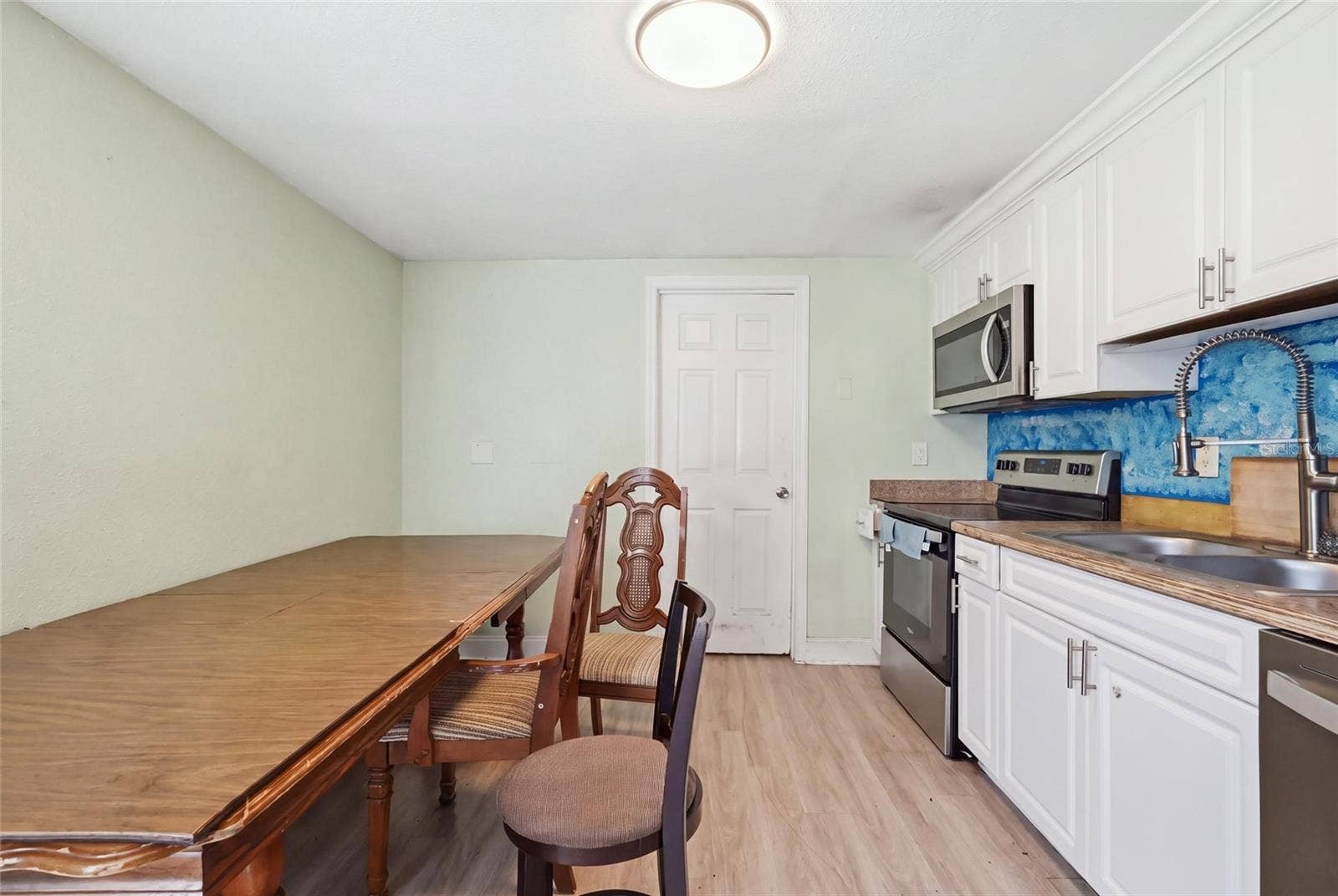 6116 10TH STREET E, Bradenton, FL 34203 6116 10TH STREET E, Bradenton, FL 34203