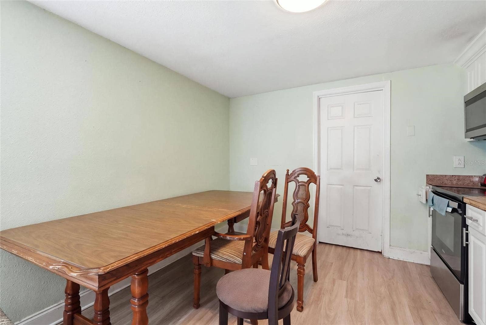 6116 10TH STREET E, Bradenton, FL 34203 6116 10TH STREET E, Bradenton, FL 34203