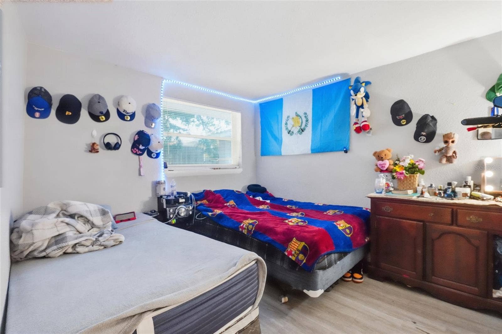 6116 10TH STREET E, Bradenton, FL 34203 6116 10TH STREET E, Bradenton, FL 34203