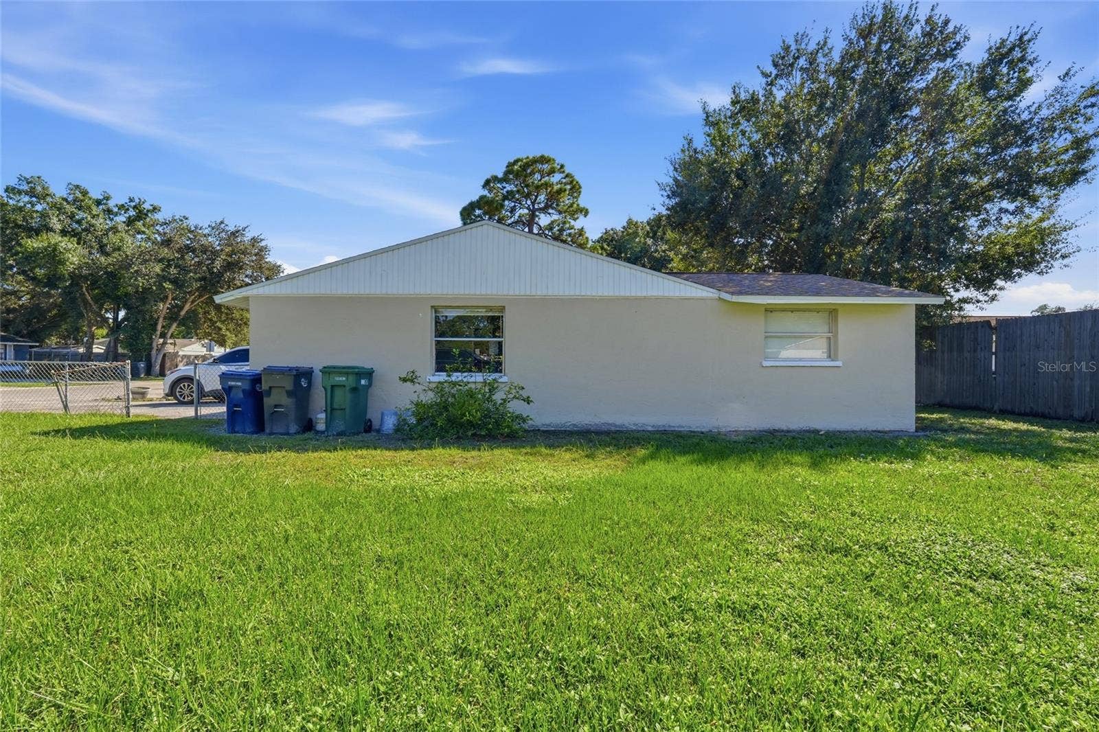 6116 10TH STREET E, Bradenton, FL 34203 6116 10TH STREET E, Bradenton, FL 34203