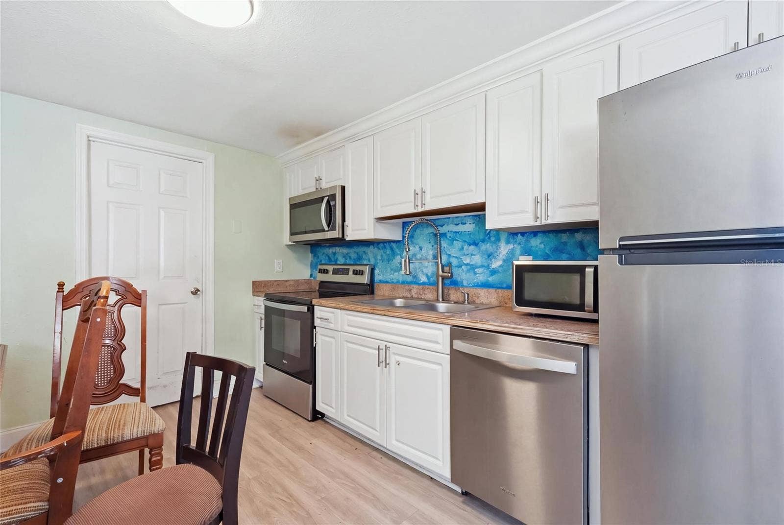 6116 10TH STREET E, Bradenton, FL 34203 6116 10TH STREET E, Bradenton, FL 34203