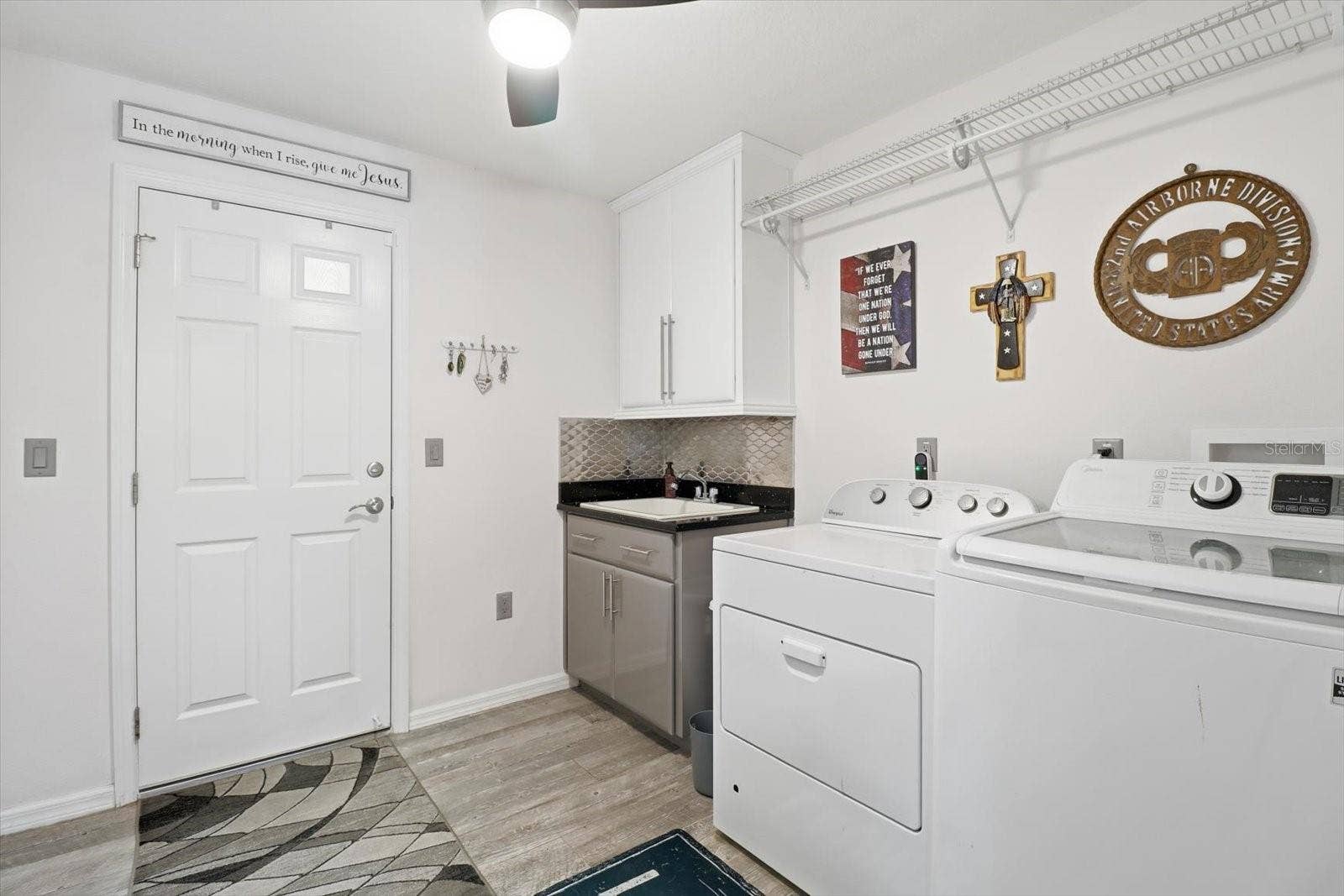 3727 N BOXELDER WAY, Beverly Hills, FL 34465 New washer and dryer not pictured*