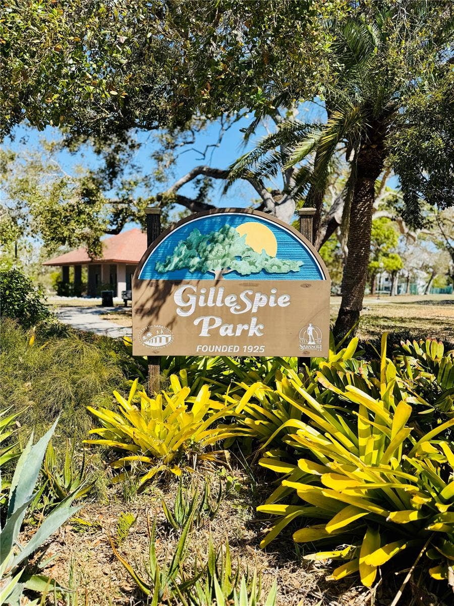 1705 6TH STREET, Sarasota, FL 34236 1705 6TH STREET, Sarasota, FL 34236
