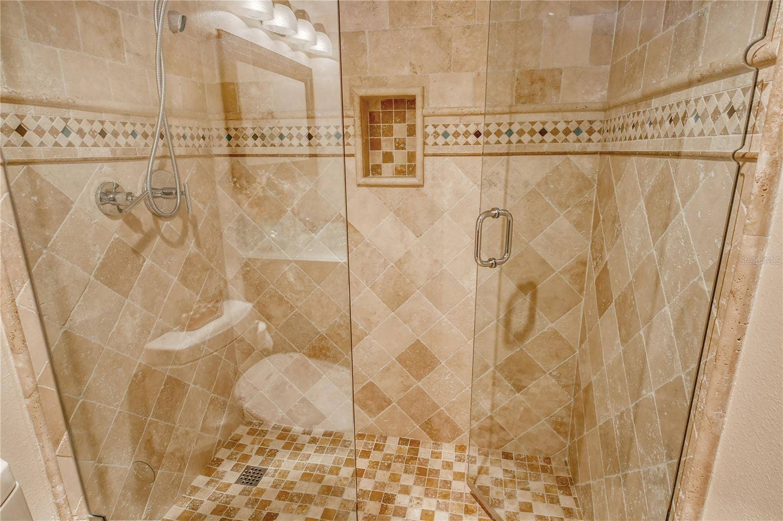 4800 GULF OF MEXICO DRIVE, #205, Longboat Key, FL 34228 Chic Guest Shower!