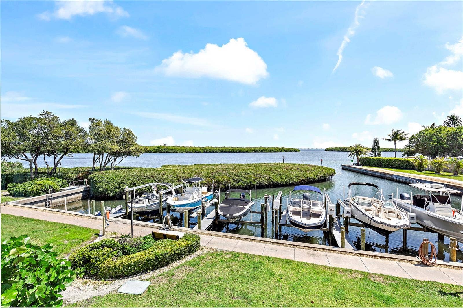 4800 GULF OF MEXICO DRIVE, #205, Longboat Key, FL 34228 South Marina!
