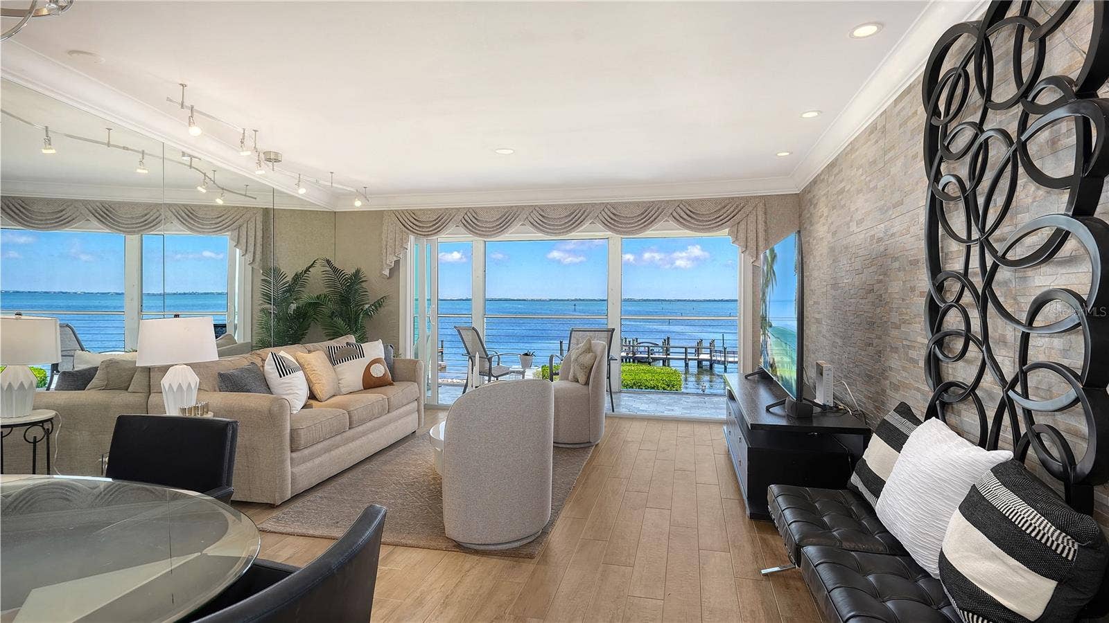 5320 GULF OF MEXICO DRIVE, #101, Longboat Key, FL 34228 5320 GULF OF MEXICO DRIVE, #101, Longboat Key, FL 34228