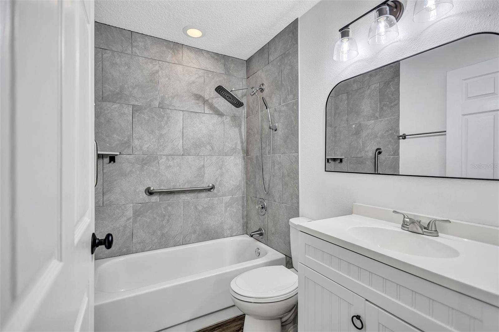 5520 FAIR OAKS STREET, #19A, Bradenton, FL 34203 5520 FAIR OAKS STREET, #19A, Bradenton, FL 34203