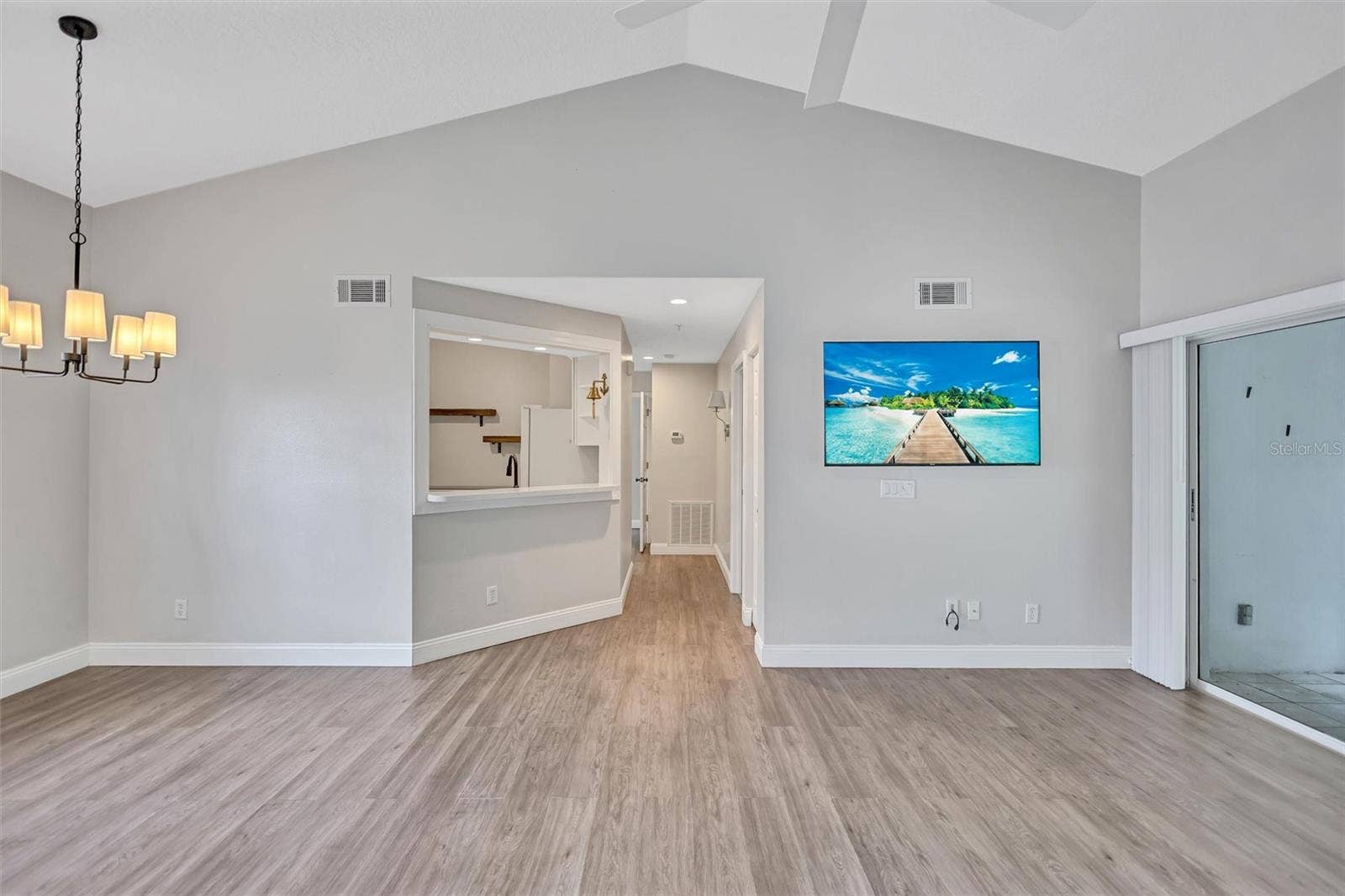 5520 FAIR OAKS STREET, #19A, Bradenton, FL 34203 5520 FAIR OAKS STREET, #19A, Bradenton, FL 34203