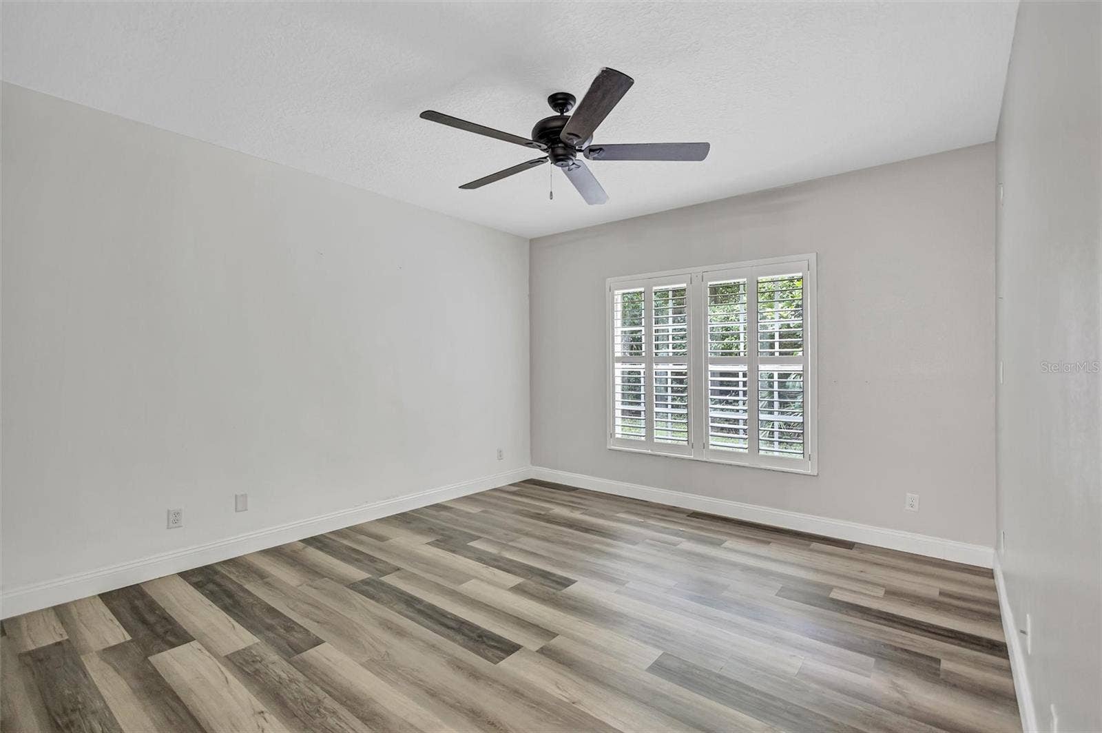 5520 FAIR OAKS STREET, #19A, Bradenton, FL 34203 5520 FAIR OAKS STREET, #19A, Bradenton, FL 34203
