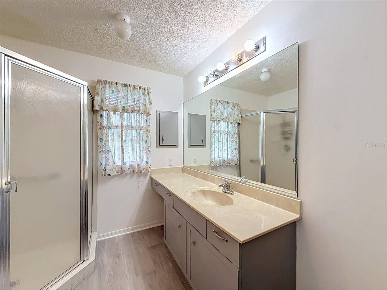 1607 COG HILL DRIVE, Lady Lake, FL 32159 1607 COG HILL DRIVE, Lady Lake, FL 32159