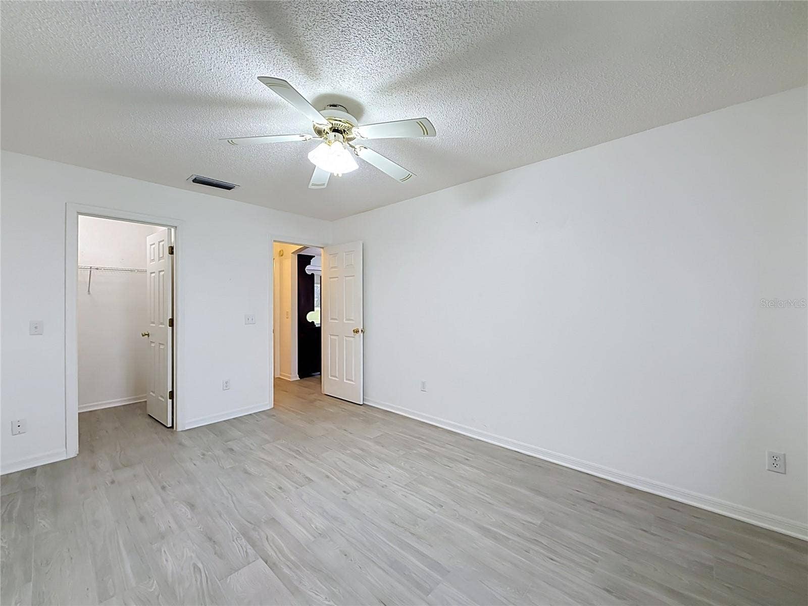 1607 COG HILL DRIVE, Lady Lake, FL 32159 1607 COG HILL DRIVE, Lady Lake, FL 32159