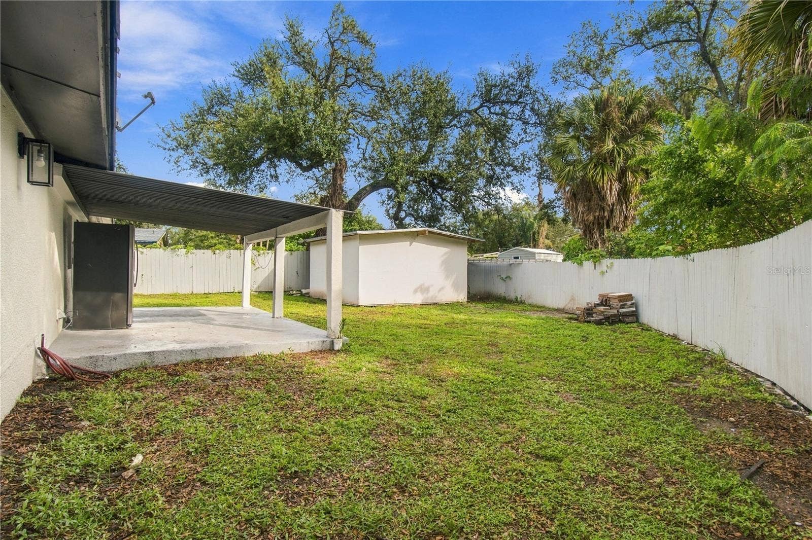 305 LIME TREE ROAD, Tampa, FL 33619