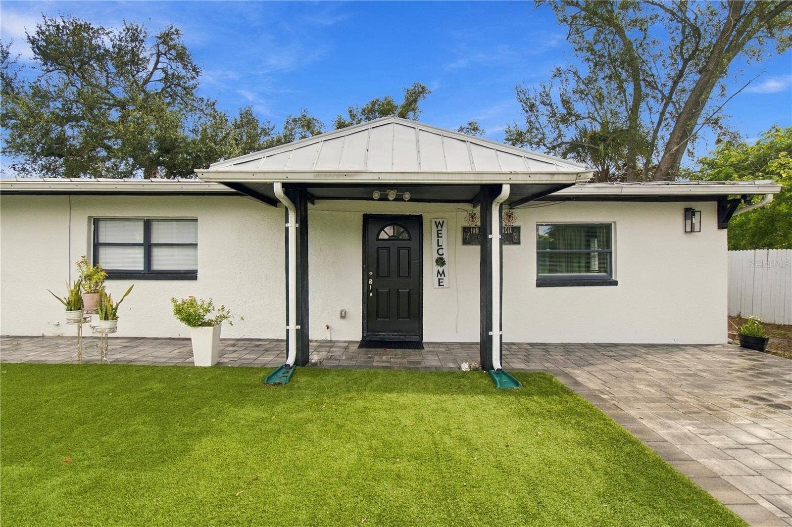 305 LIME TREE ROAD, Tampa, FL 33619