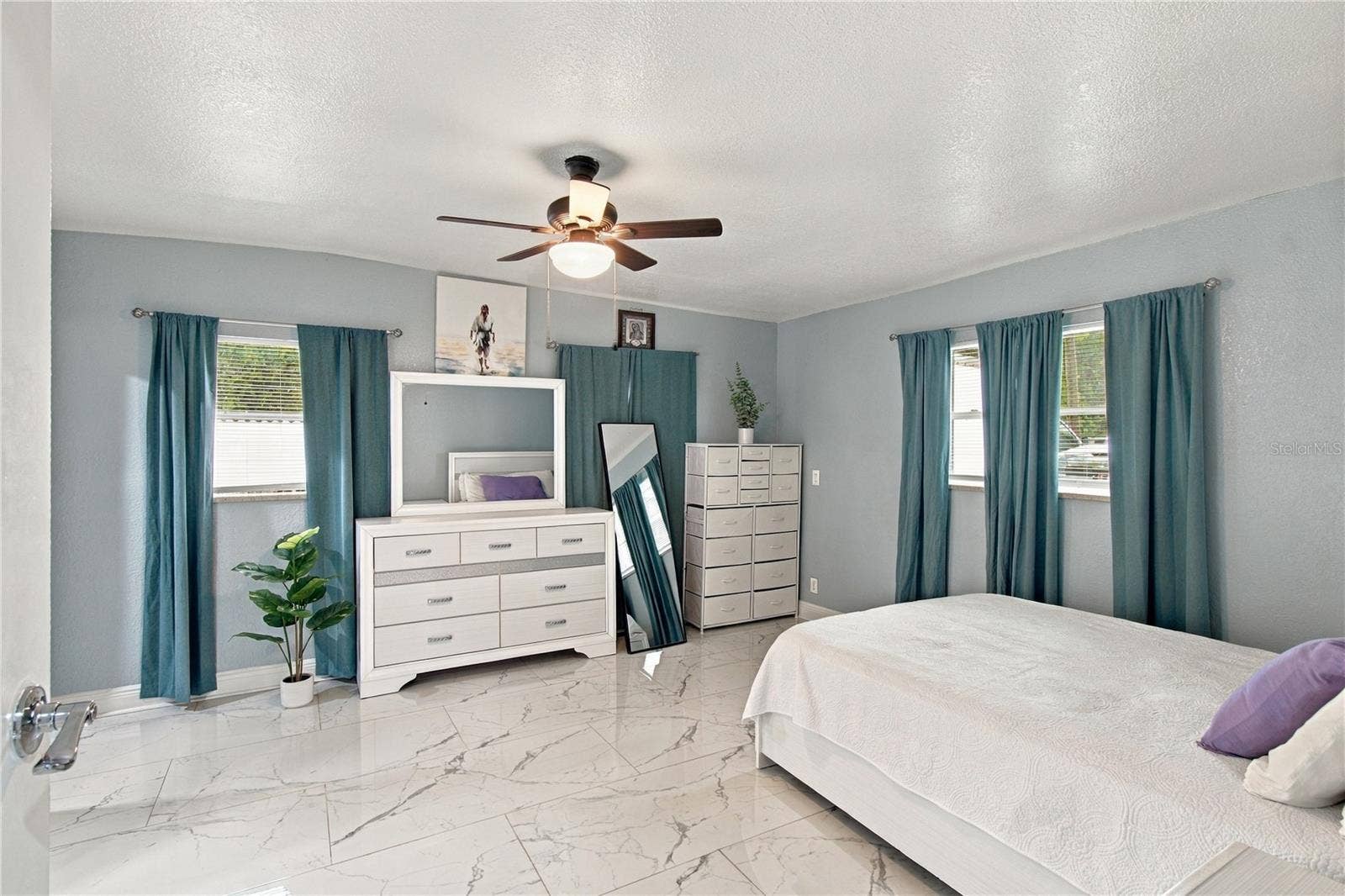 305 LIME TREE ROAD, Tampa, FL 33619