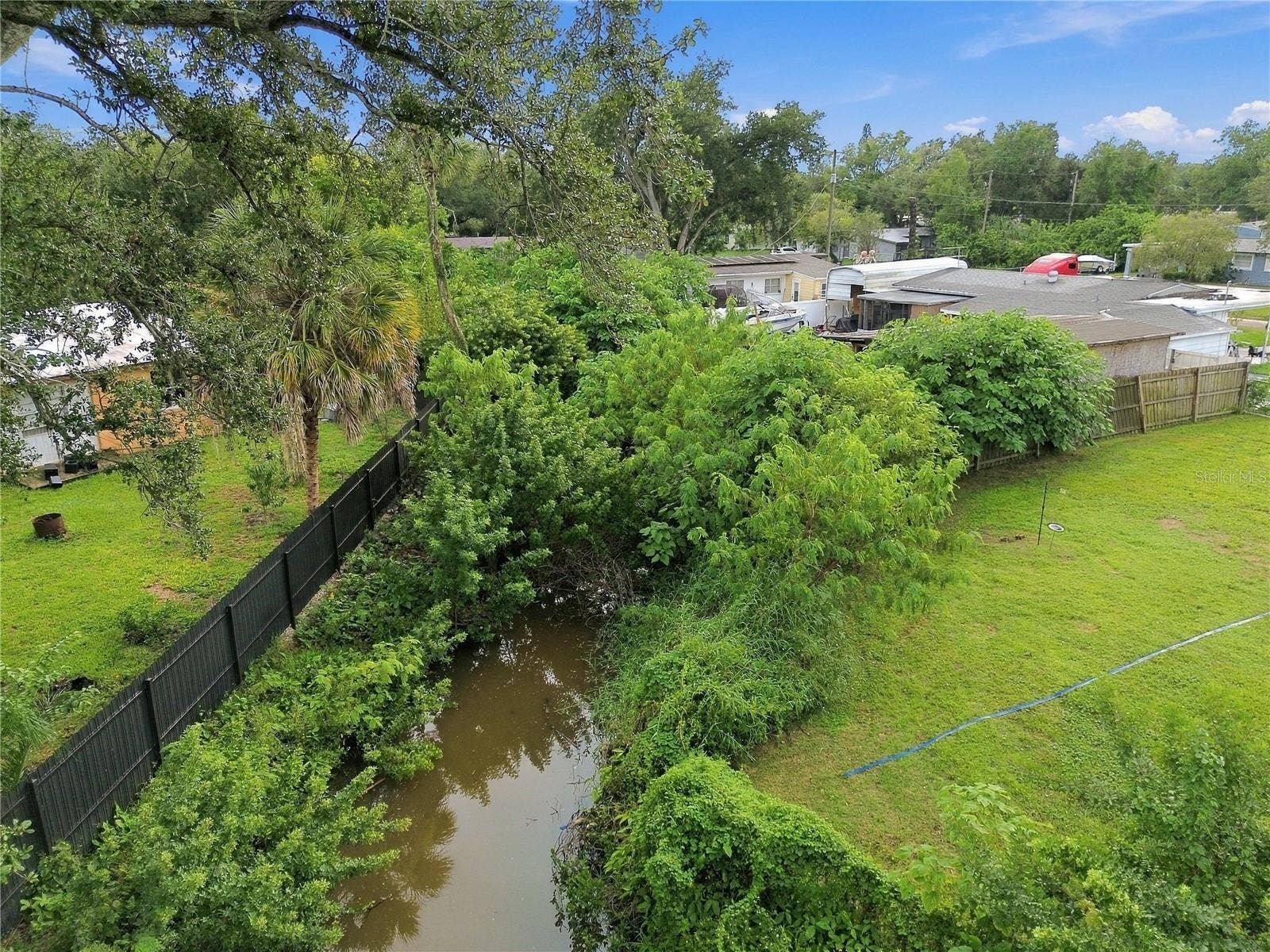 305 LIME TREE ROAD, Tampa, FL 33619