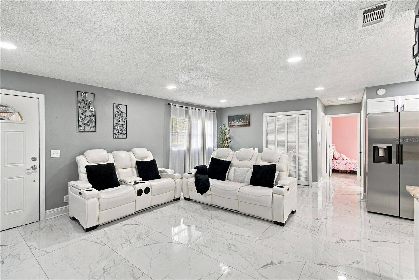 305 LIME TREE ROAD, Tampa, FL 33619