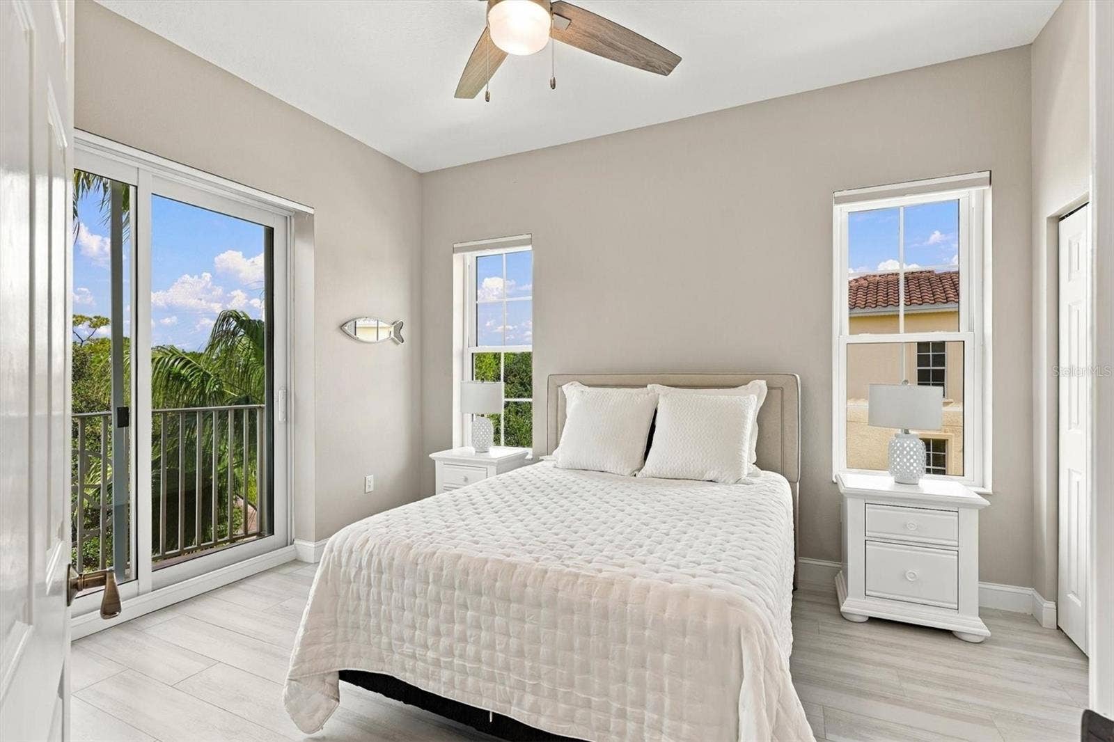 6350 WATERCREST WAY, #401, Lakewood Ranch, FL 34202