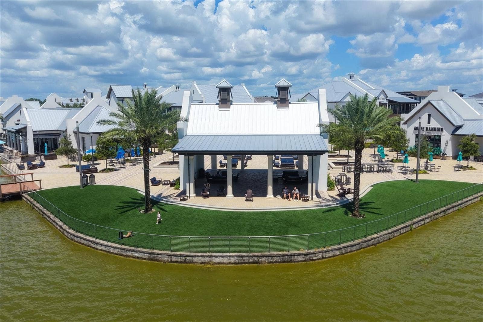 Waterside Restaurants, boutiques and fund stuff!